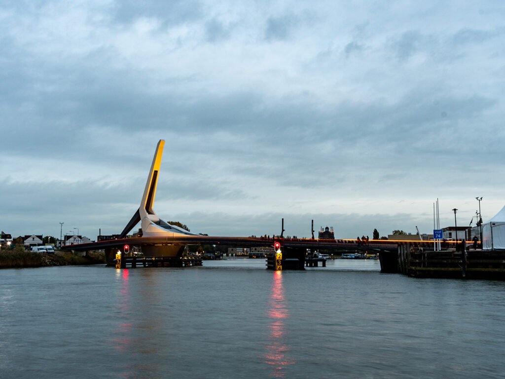 Prins Clausbrug valt in de prijzen: beste brug van Nederland